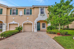 132 SW Otter Run Place, Stuart, FL 34997 Sold 08/06/25