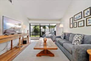 12781 Spinnaker Lane, Wellington