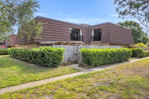 1907 19th Lane, Palm Beach Gardens, FL 33418 Sold 06/09/25