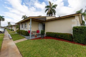 2771 E Ashley Drive E A, West Palm Beach, FL 33415 - MLS#R11087694