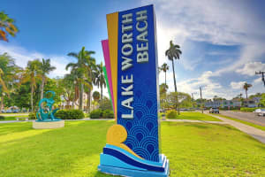 801 S Palmway, Lake Worth Beach, FL 33460 Sold 06/06/25