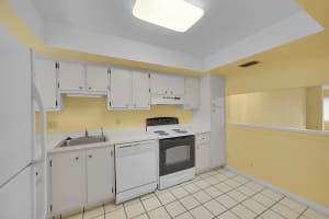 3154 Via Poinciana 306, Lake Worth, FL 33467 - MLS#R11087763