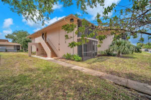 5821 Washington Street 21, Hollywood