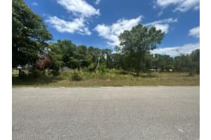 MLS# R11087907, Okeechobee, Florida 34972