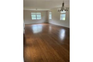 1426 48th Court, Vero Beach, FL 32966 Sold 06/10/25