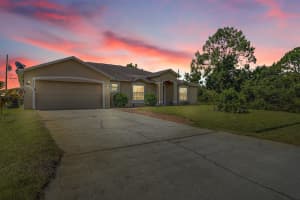 770 SW Hamberland Avenue, Port Saint Lucie, FL 34953 - MLS#R11087972