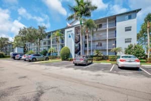 900 SW 125th Way 212, Pembroke Pines, FL 33027 - MLS#R11087979