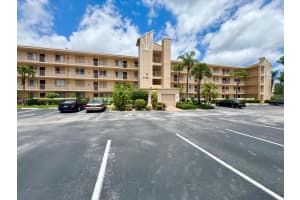 7145 Huntington Lane 102, Delray Beach