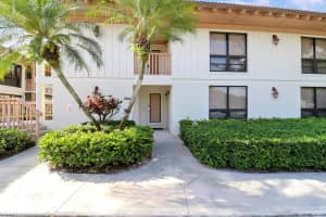 334 Brackenwood Circle, Palm Beach Gardens, FL 33418 Sold 09/10/25