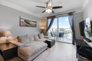 7302 Myrtlewood Circle W, Palm Beach Gardens