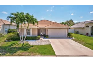 5317 Oakmont Village Circle, Lake Worth