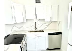 3080 Lake Osborne Drive 202, Lake Worth Beach