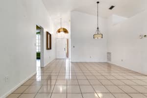 176 Executive Circle, Boynton Beach, FL 33436 Sold 07/31/25