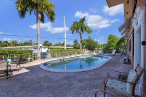 2400 NE 33rd Avenue #211, Fort Lauderdale, FL 33305 - MLS#R11088370