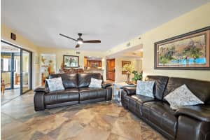 533 Oak Harbour Drive, Juno Beach, FL 33408 - MLS#R11088402