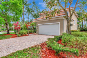 6805 Osage Circle, Greenacres, FL 33413 Sold 06/27/25