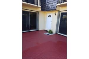 211 Lake Arbor Drive 211, Palm Springs