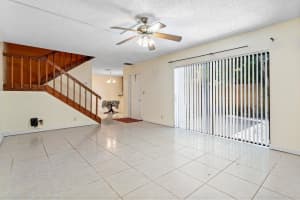 853 Springdale Circle, Palm Springs, FL 33461 - MLS#R11088422