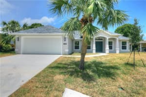 485 Periwinkle Drive, Sebastian