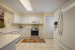 911 NE Sandalwood Place, Jensen Beach, FL 34957 Sold 09/22/25