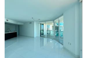 200 Sunny Isles Boulevard 2-1701, Sunny Isles Beach, FL 33160 - MLS#R11088602