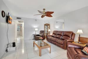 282 Northampton O, West Palm Beach, FL 33417 - MLS#R11088649