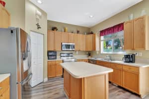 6649 Lurais Drive, Lake Worth, FL 33463 Sold 08/18/25