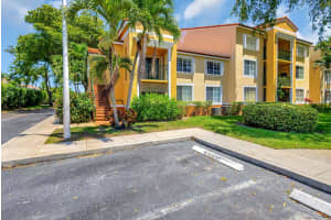 120 Yacht Club Way 208, Hypoluxo, FL 33462 Sold 06/09/25