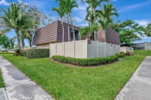 7715 77th Way, West Palm Beach, FL 33407 Sold 11/19/25
