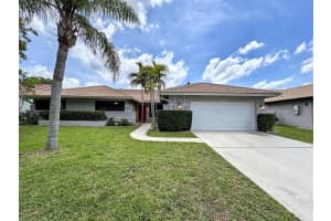 5450 Hawkes Bluff Avenue, Davie, FL 33331 Sold 11/06/25