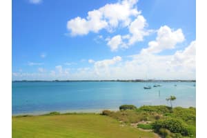 31 Harbour Isle Drive W Ph06, Fort Pierce, FL 34949 - MLS#R11088834