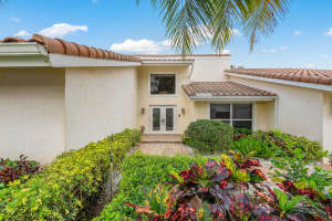 4877 Pineview Circle, Delray Beach, FL 33445 Sold 06/30/25