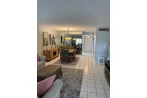 4070 Tivoli Court 302, Lake Worth