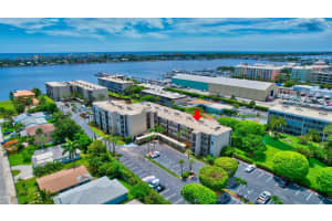890 N Federal Highway 206, Lantana