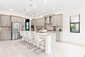 8640 E Baypoint Circle, Parkland, FL 33076 Sold 08/11/25