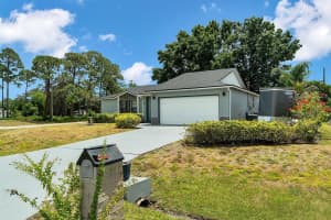 398 Se Husted Terrace, Port Saint Lucie