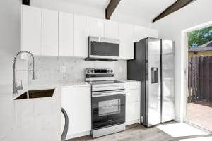 107 Fox Road 4-39, Hollywood, FL 33024 - MLS#R11088962
