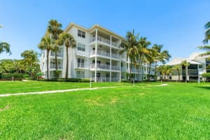 342 Bay Colony Drive N, Juno Beach