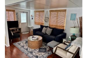 323 Nettles Boulevard, Jensen Beach, FL 34957 Sold 06/03/25