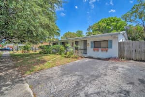 730 NE 23rd Place, Pompano Beach, FL 33064 Sold 08/11/25