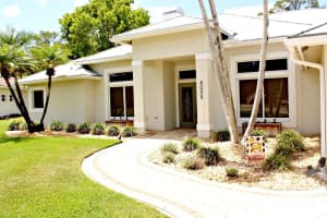 8005 SW Yachtsmans Drive, Stuart, FL 34997 Sold 07/28/25