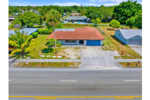 356 SE Prima Vista Boulevard, Port Saint Lucie, FL 34983 Sold 07/22/25