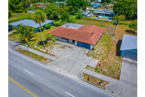 356 SE Prima Vista Boulevard, Port Saint Lucie, FL 34983 Sold 07/22/25