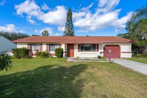 1433 Se North Balcourt Court, Port Saint Lucie