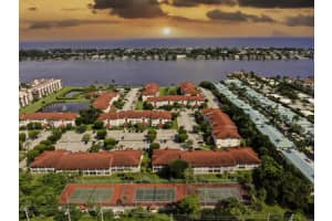 105 Half Moon Circle B1, Hypoluxo, FL 33462 - MLS#R11089187