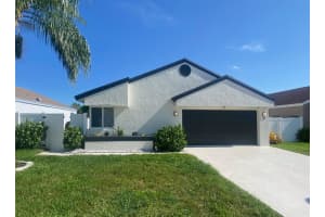 10 Compton Way, Boynton Beach, FL 33426 Sold 06/16/25