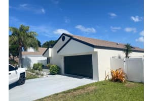 10 Compton Way, Boynton Beach, FL 33426 Sold 06/16/25