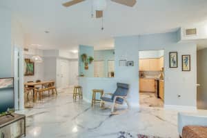 360 Crestwood Circle 202, Royal Palm Beach, FL 33411 - MLS#R11089270