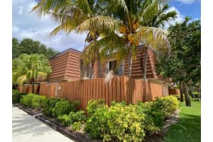 3052 30th Court, Jupiter, FL 33477 Sold 05/27/25