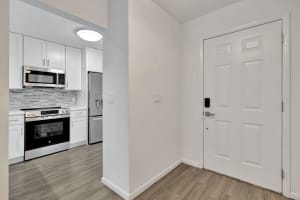 208 Palmetto Court, Jupiter, FL 33458 Sold 07/16/25